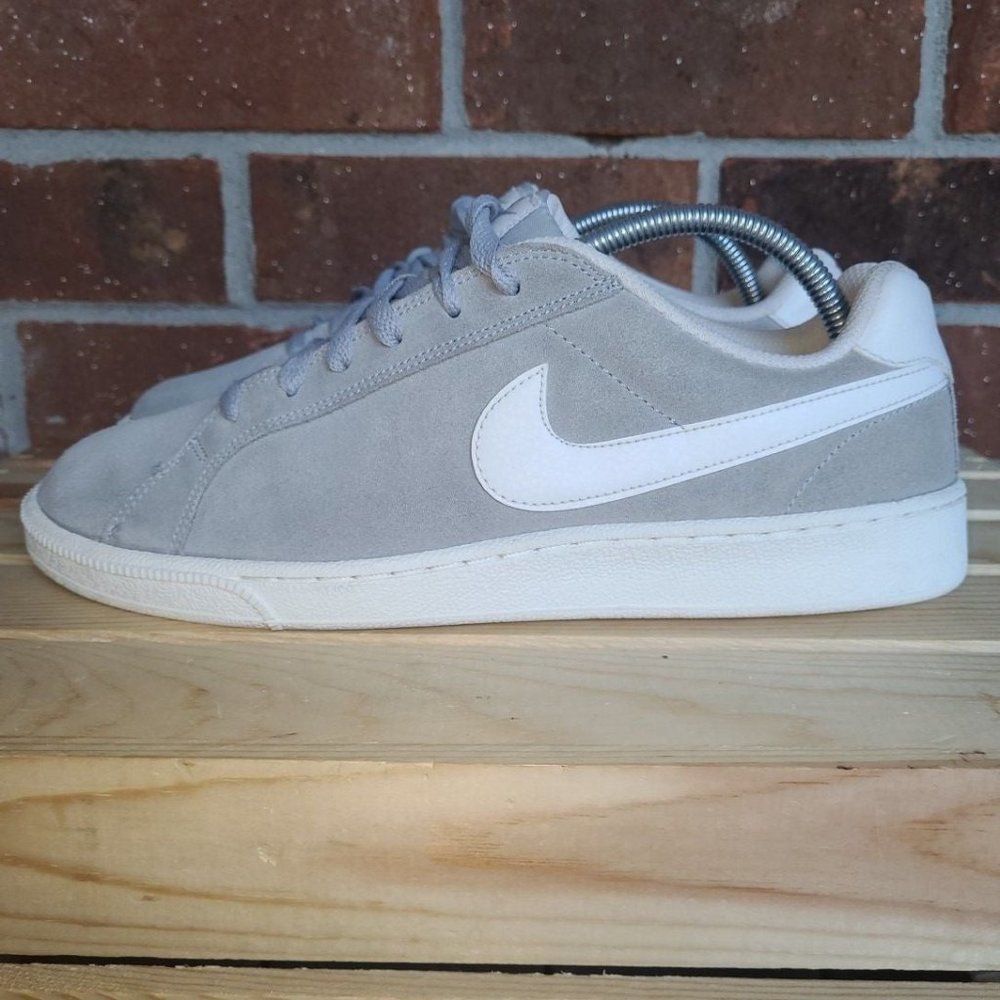 Nike Court Majestic Suede